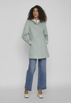 Vila Manteau Court - Green Milieu